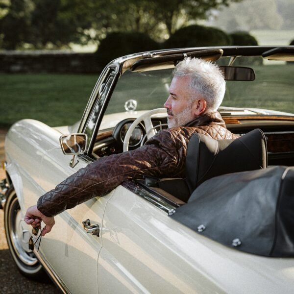 Discover Heritage Style with the VogueHide Highlands Leather Quilted Jacket | Mahogany Brown - Image 4