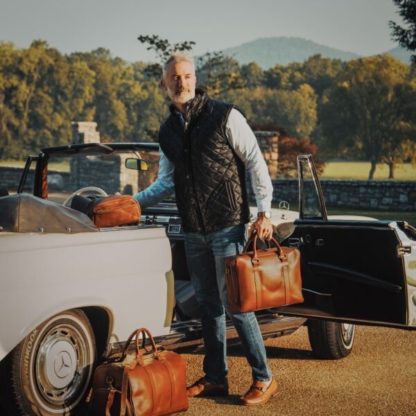 Step into Vintage Sophistication with the VogueHide Highlands Leather Quilted Vest | Black - Image 3